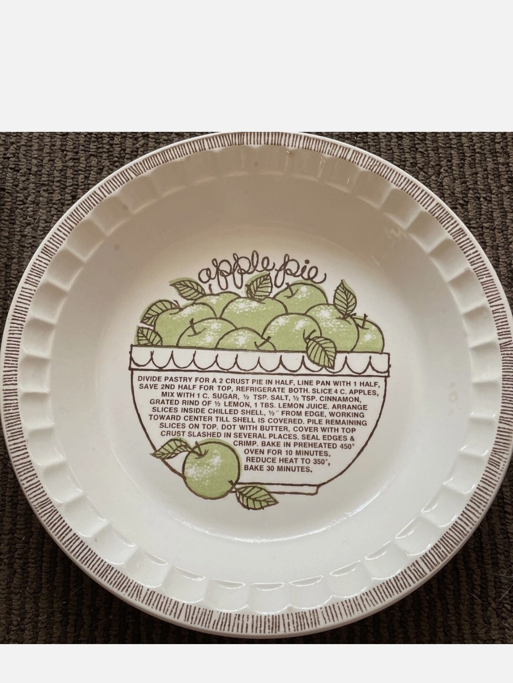 Apple Pie Decorative Pie Plate - Green Apples 10 Inches Vintage 1970's
